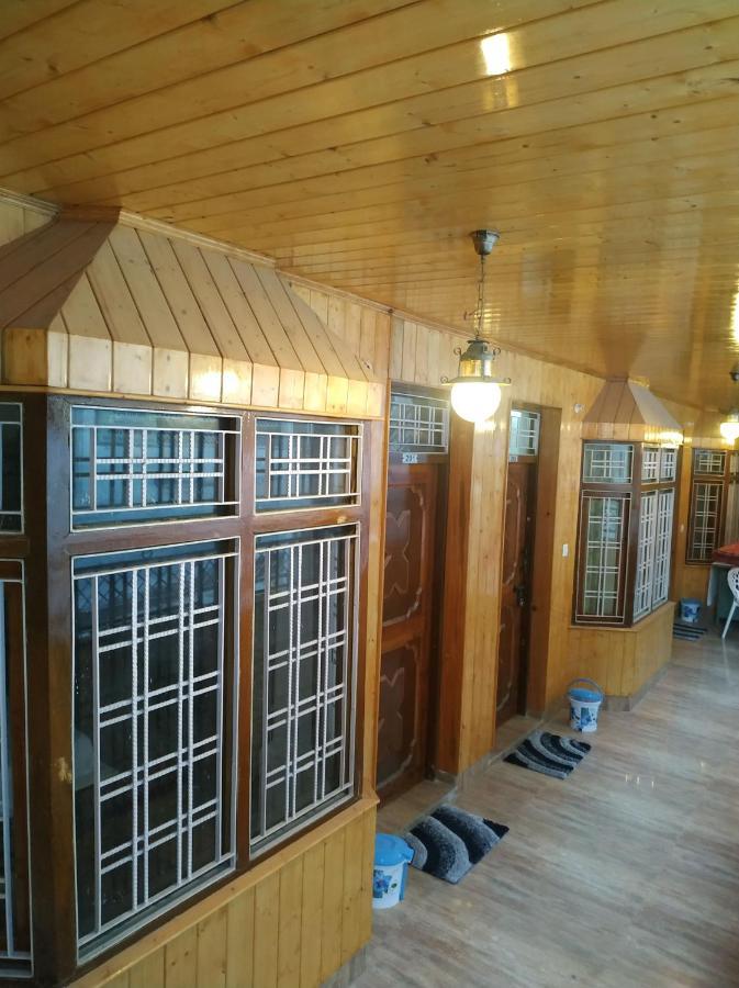 Hotel Manisha Gangotri Eksteriør billede